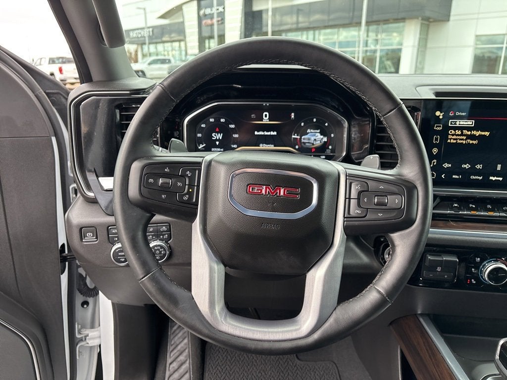 2024 GMC Sierra 1500 SLT
