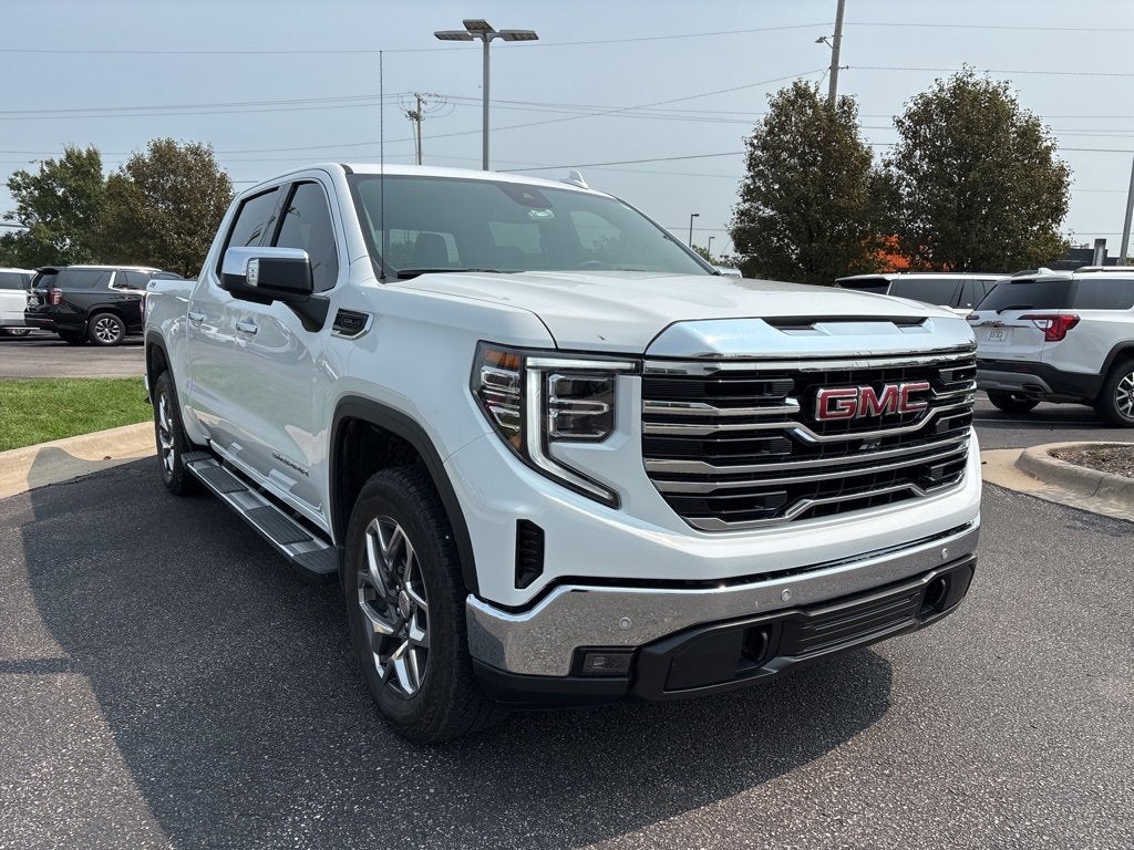 2024 GMC Sierra 1500 SLT