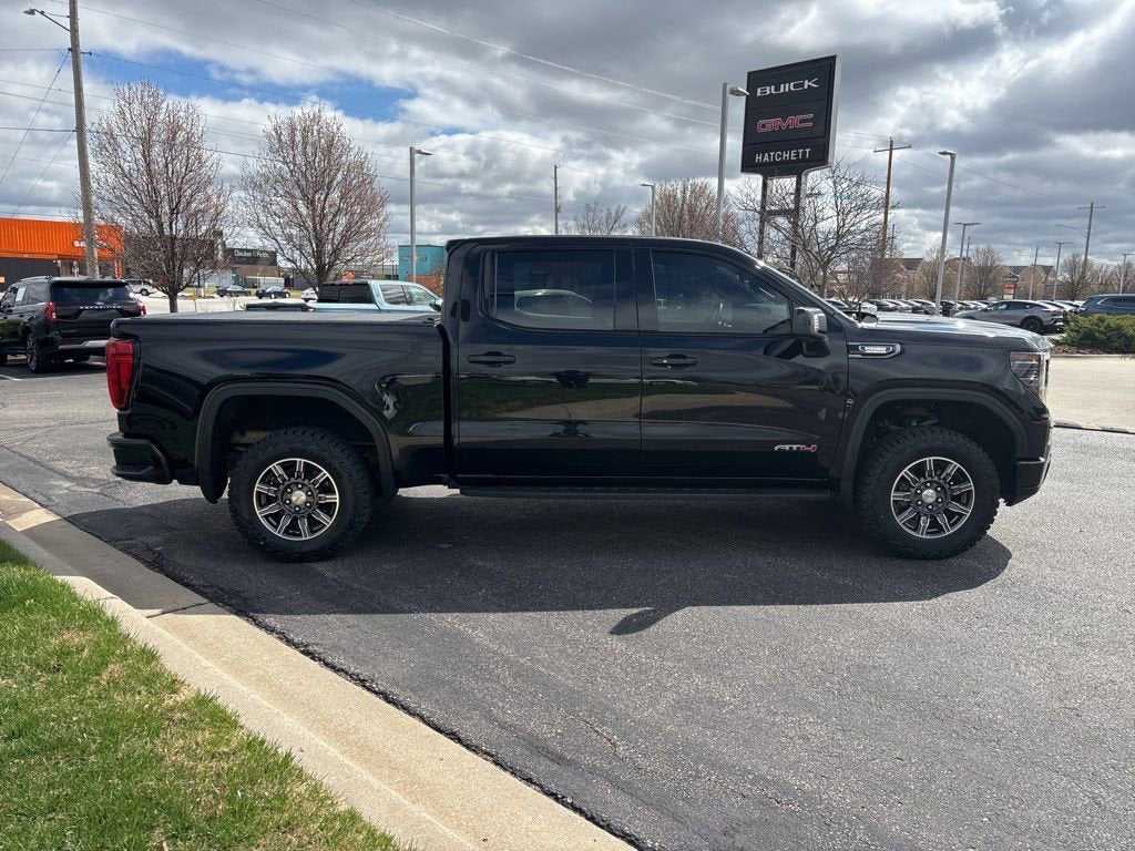 2024 GMC Sierra 1500 AT4