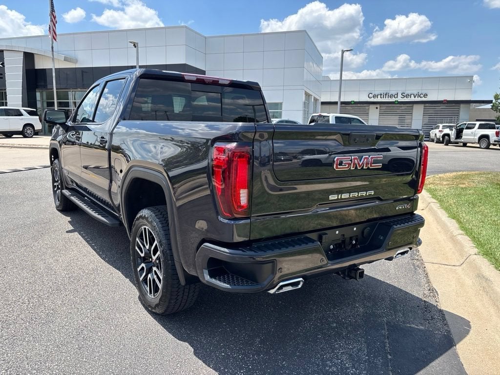 2025 GMC Sierra 1500 AT4