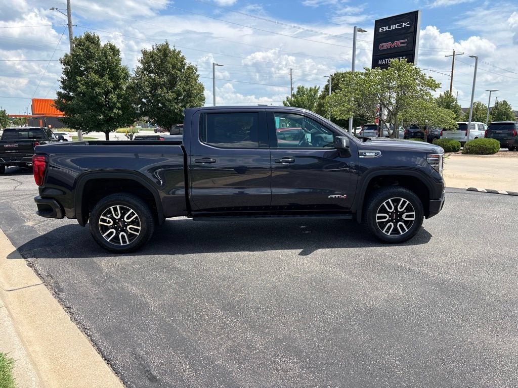 2025 GMC Sierra 1500 AT4