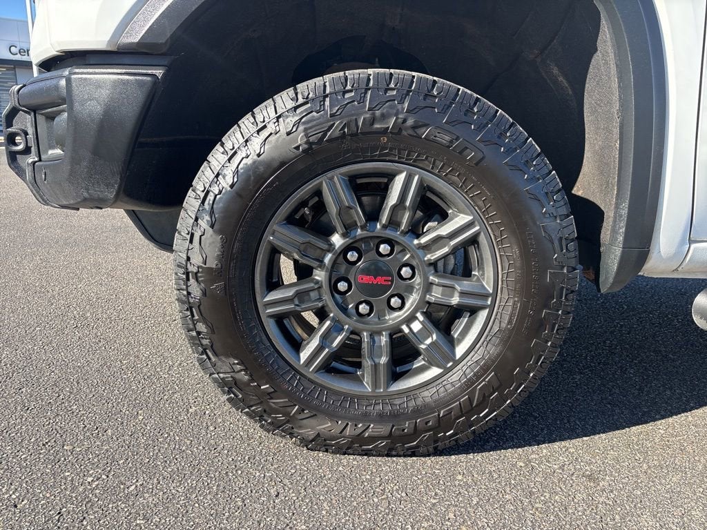 2024 GMC Sierra 1500 AT4X