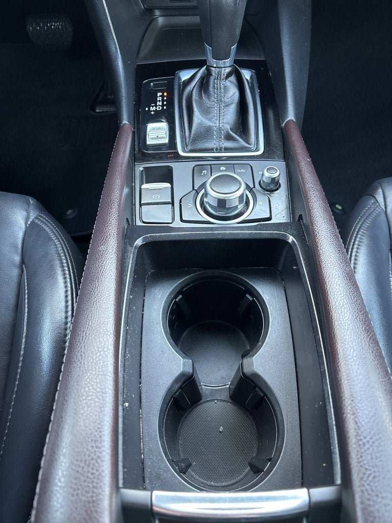 2018 Mazda Mazda3 5-Door Touring