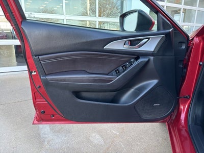 2018 Mazda Mazda3 5-Door Touring