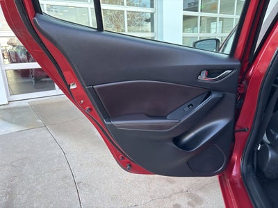 2018 Mazda Mazda3 5-Door Touring