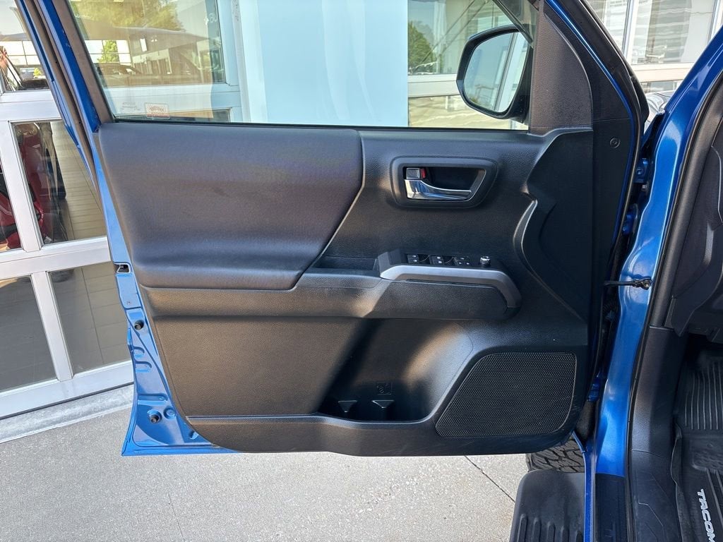 2017 Toyota Tacoma SR5