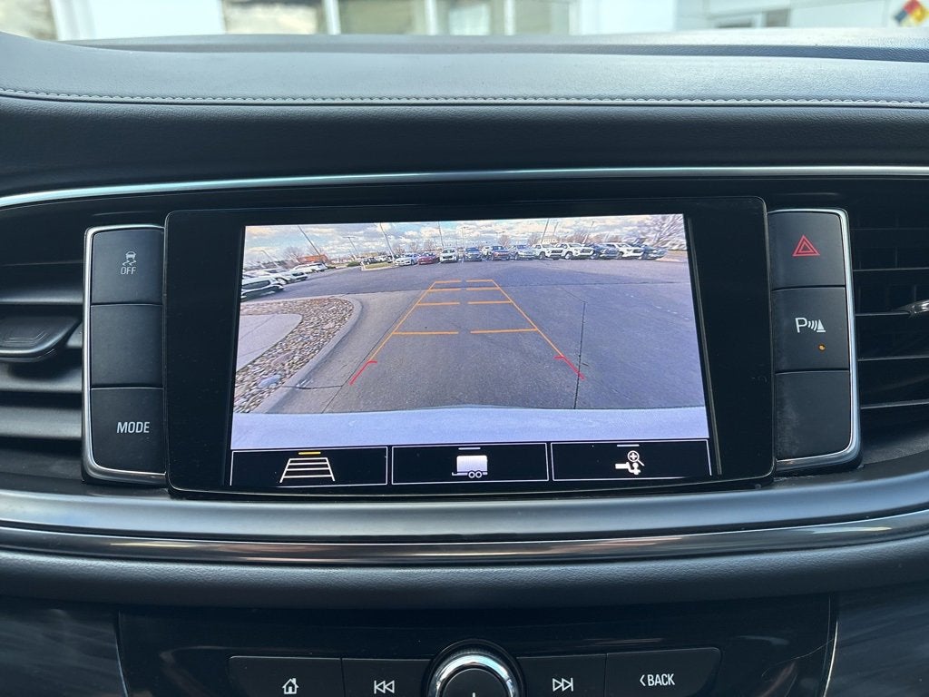 2021 Buick Enclave Essence