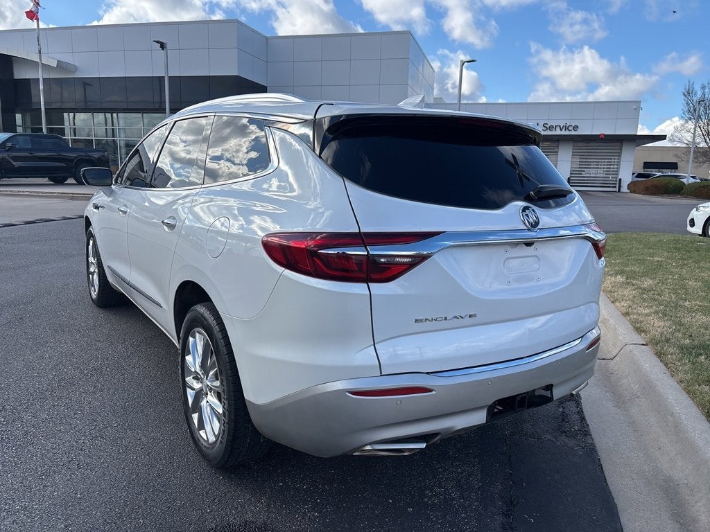 2021 Buick Enclave Essence