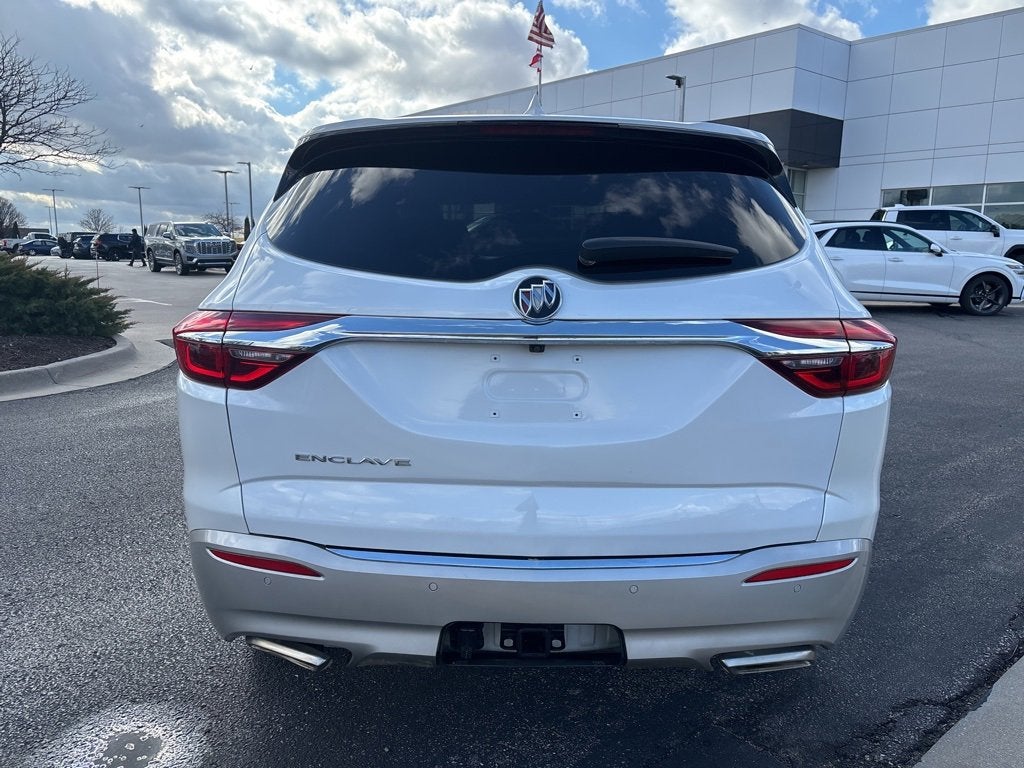 2021 Buick Enclave Essence