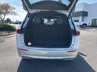2024 Buick Enclave Essence