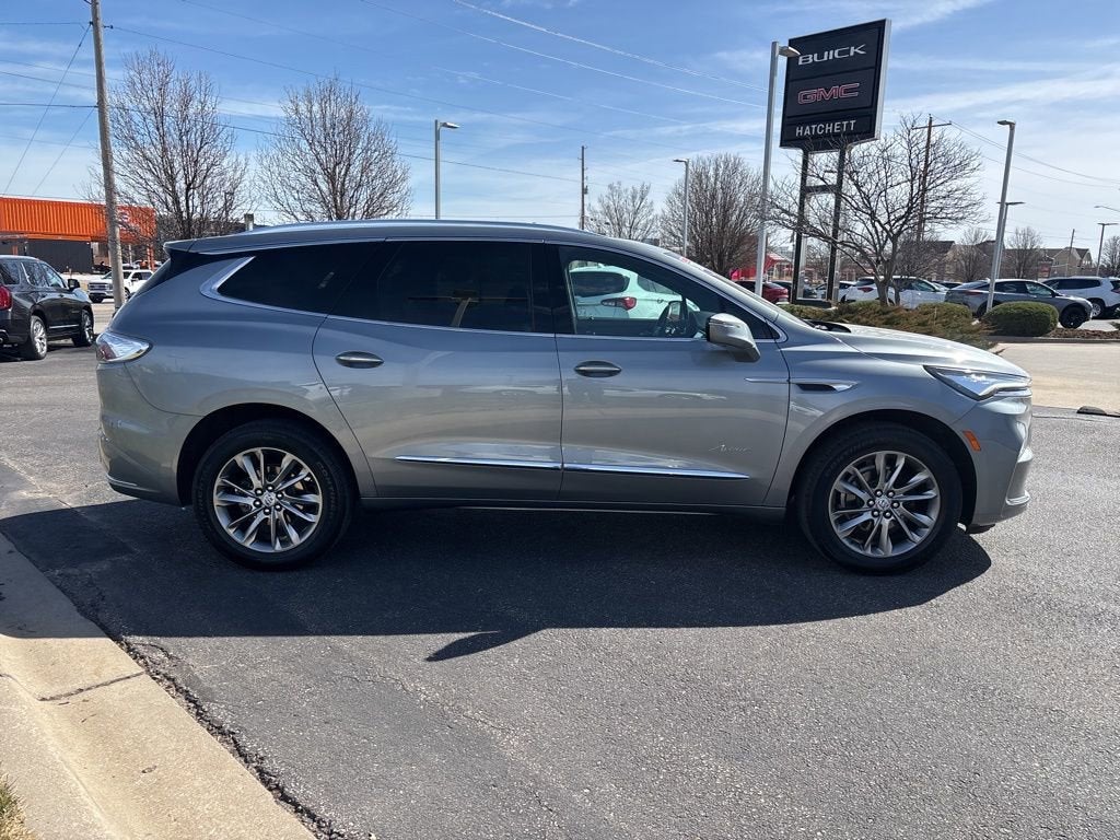 2024 Buick Enclave Avenir