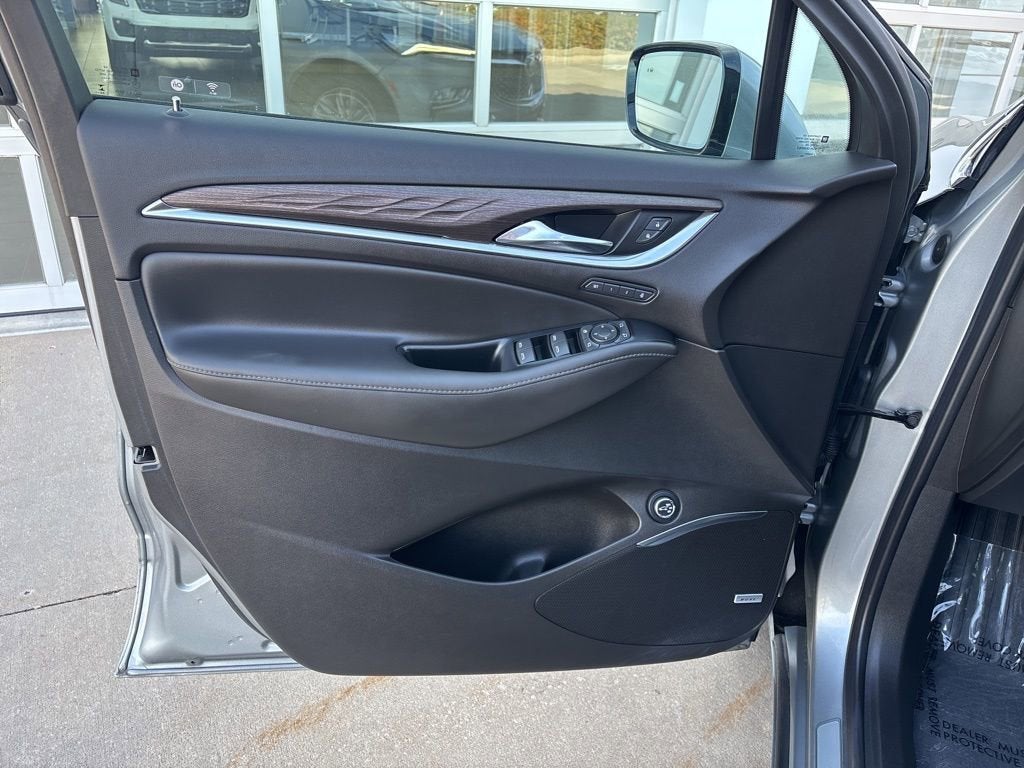 2024 Buick Enclave Avenir