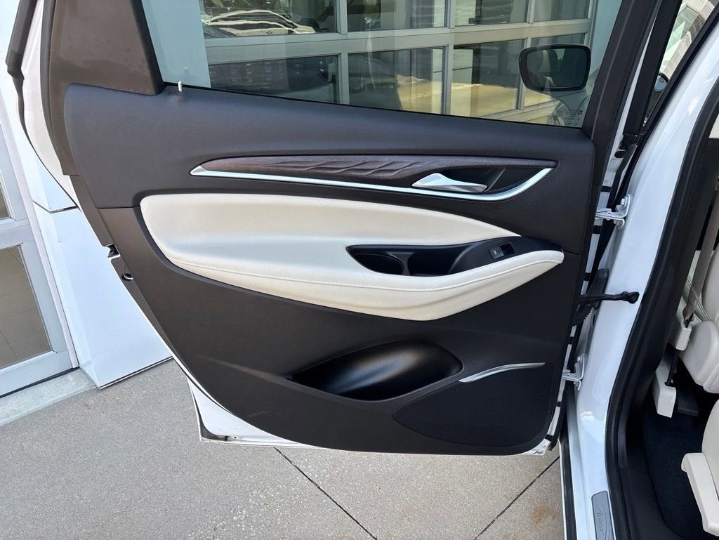 2022 Buick Enclave Avenir