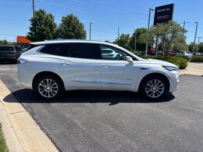 2022 Buick Enclave Avenir