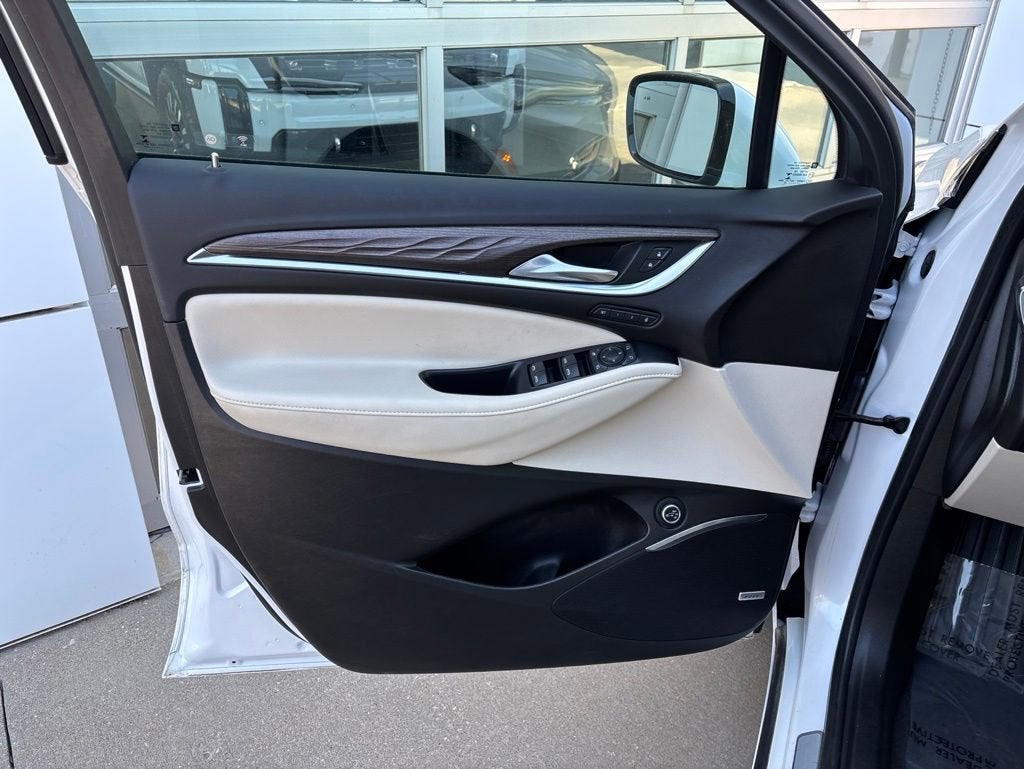 2022 Buick Enclave Avenir
