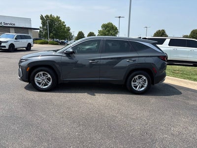 2025 Hyundai Tucson SE