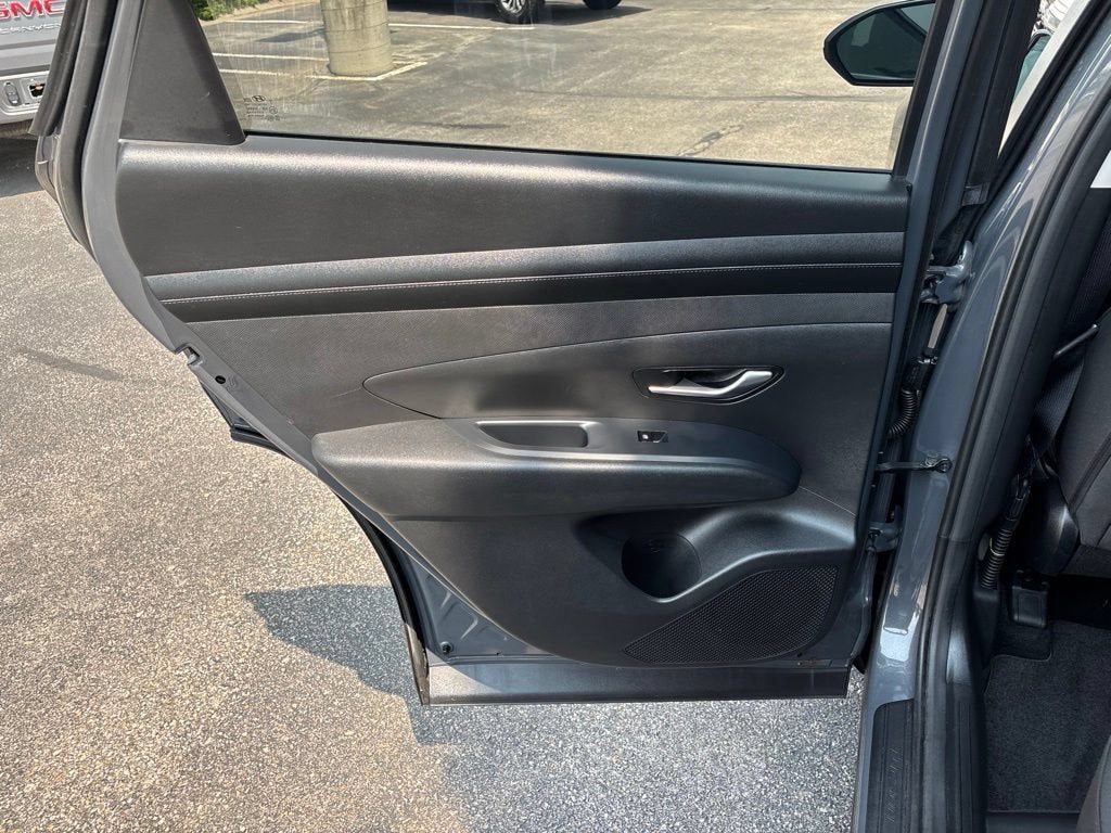 2025 Hyundai Tucson SE
