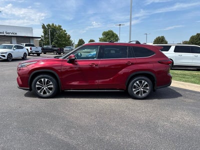 2021 Toyota Highlander XLE