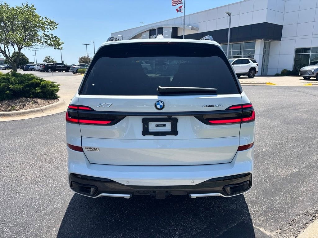 2025 BMW X7 xDrive40i