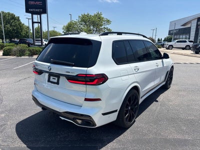 2025 BMW X7 xDrive40i