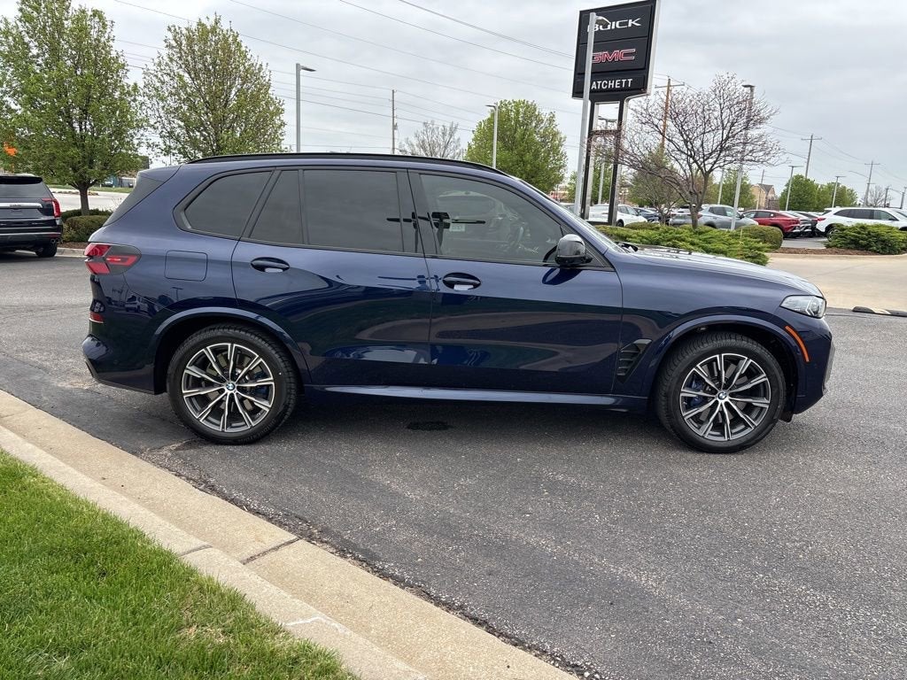 2024 BMW X5 M60i