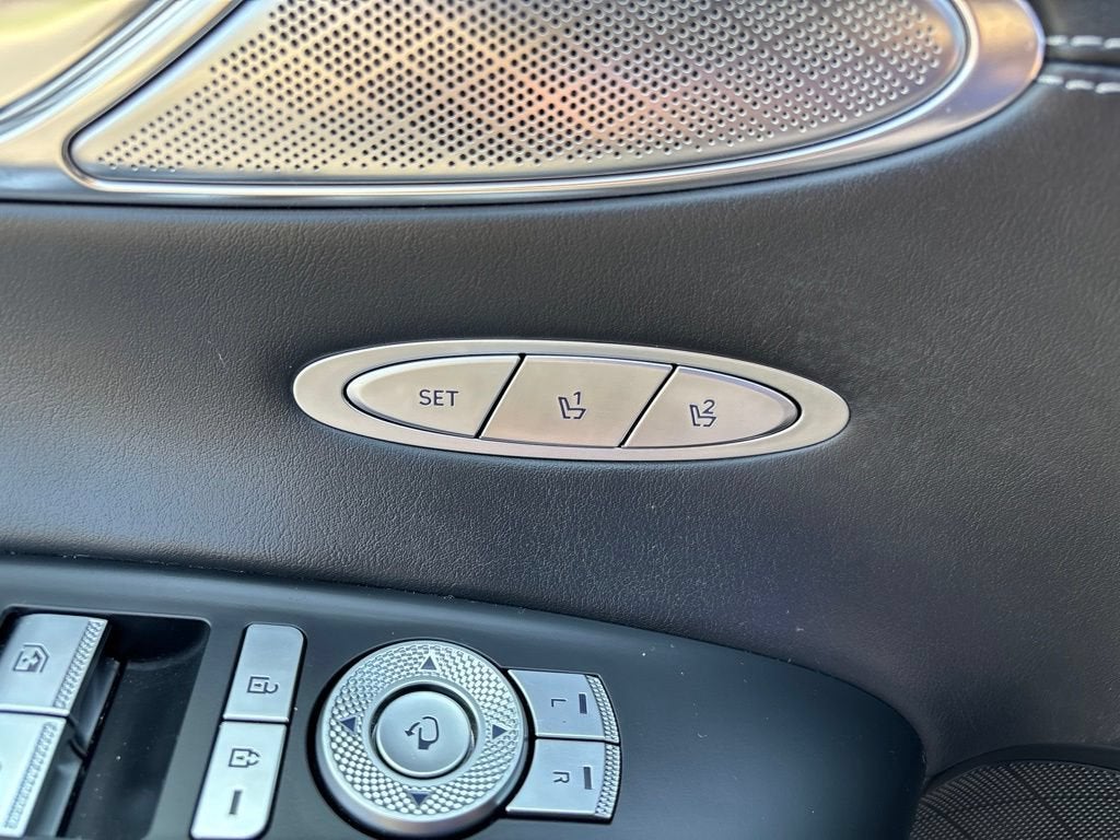 2025 Genesis GV70 2.5T