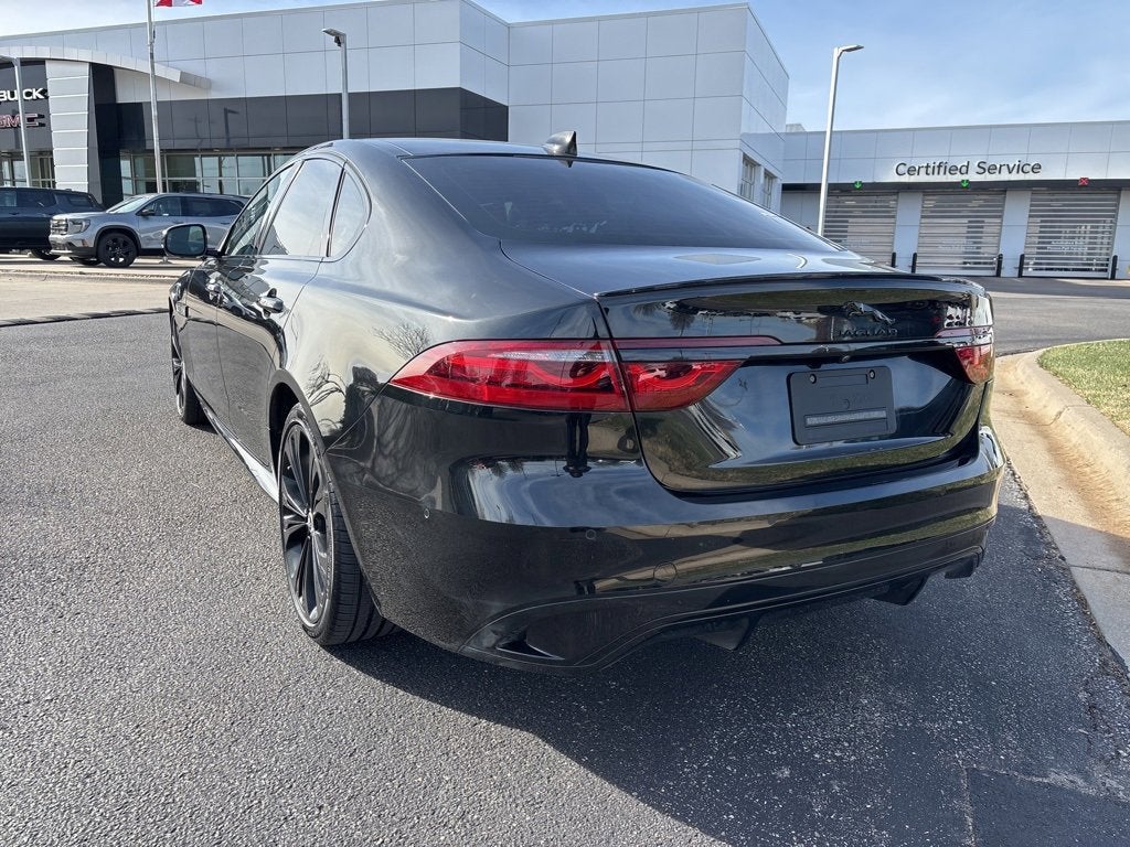 2024 Jaguar XF R-Dynamic SE