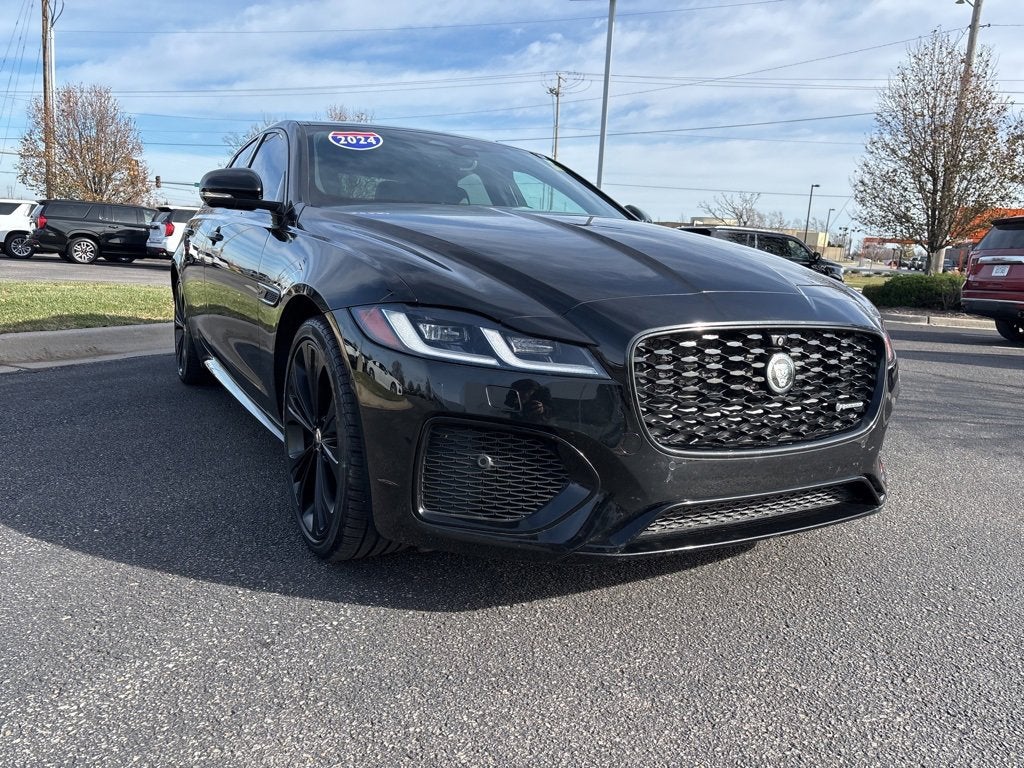2024 Jaguar XF R-Dynamic SE