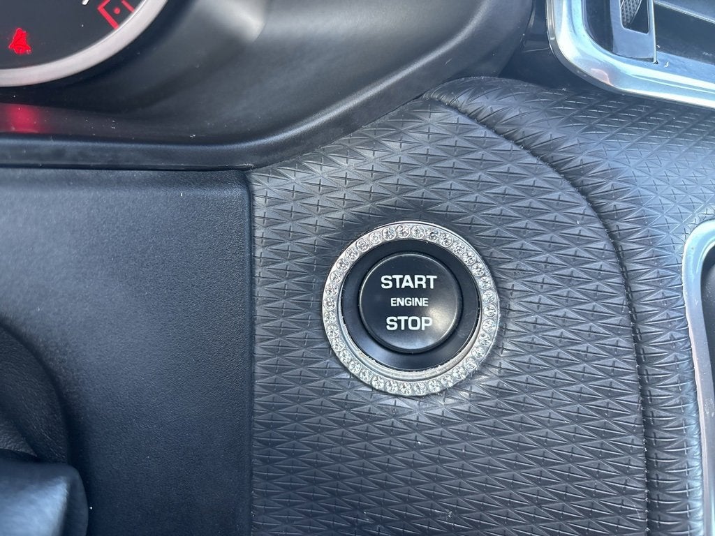 2023 Land Rover Range Rover Velar HST