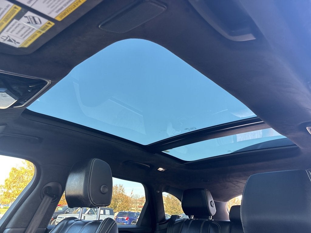 2023 Land Rover Range Rover Velar HST