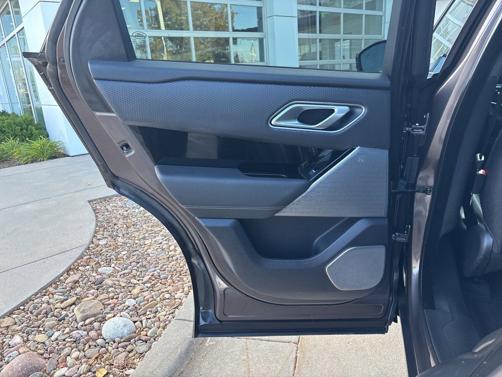 2023 Land Rover Range Rover Velar HST