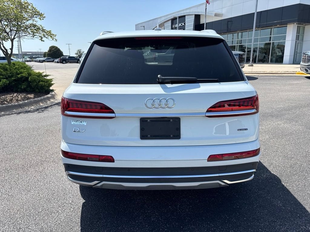 2022 Audi Q7 Premium