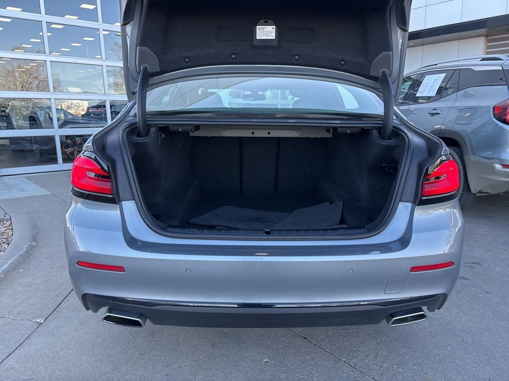 2023 BMW 5 Series 530i