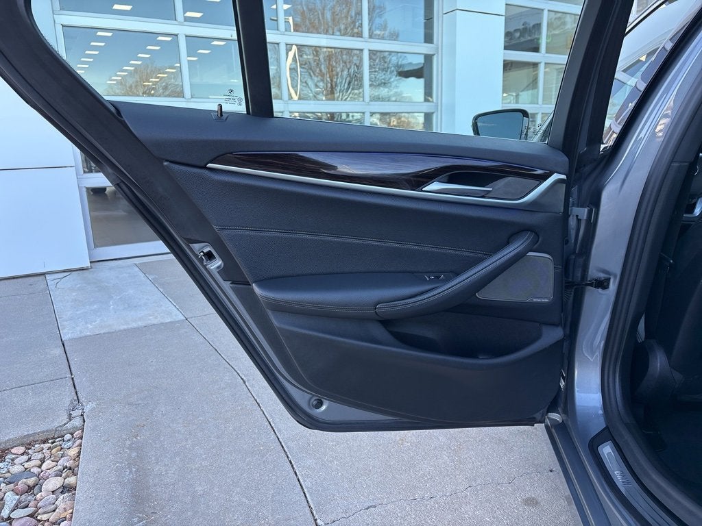 2023 BMW 5 Series 530i