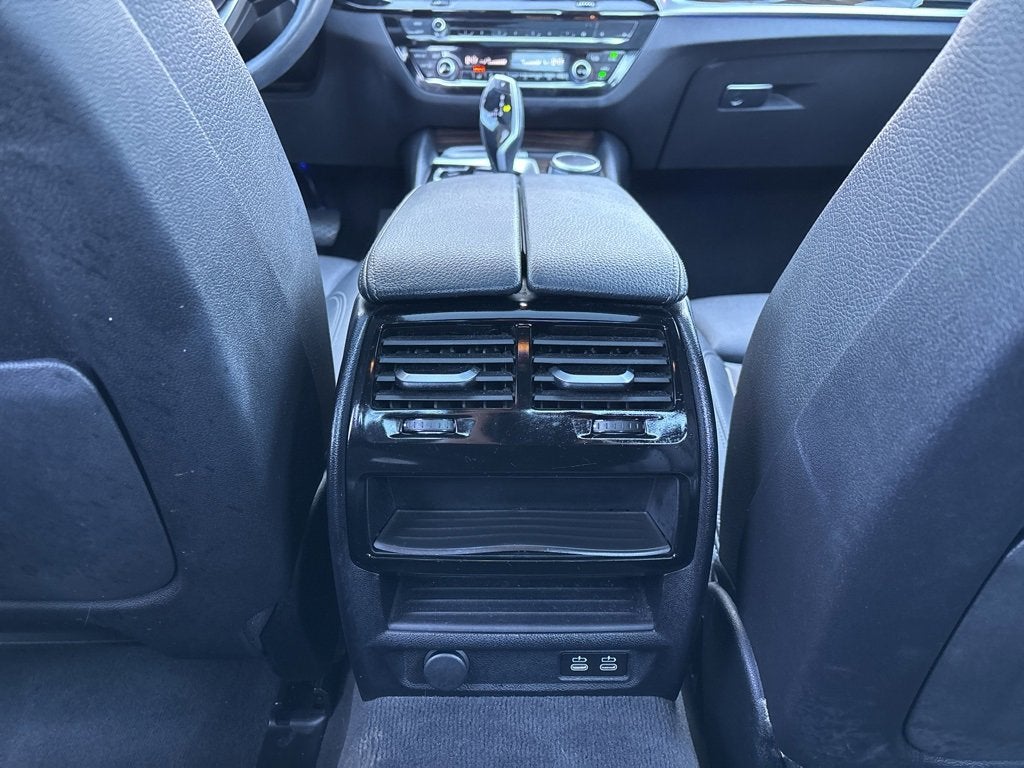 2023 BMW 5 Series 530i