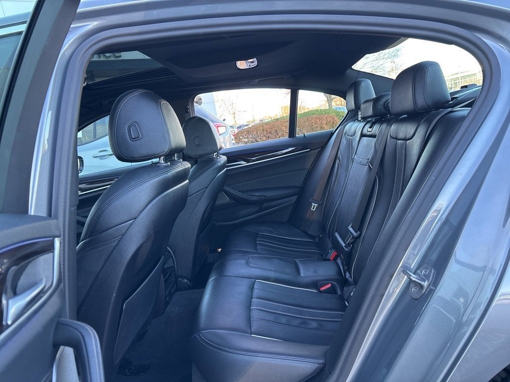 2023 BMW 5 Series 530i